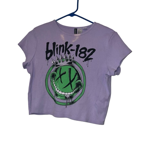 Divided by H&M Purple Graphic blink 182 cropped T-Shirt US M distressed - Picture 1 of 2